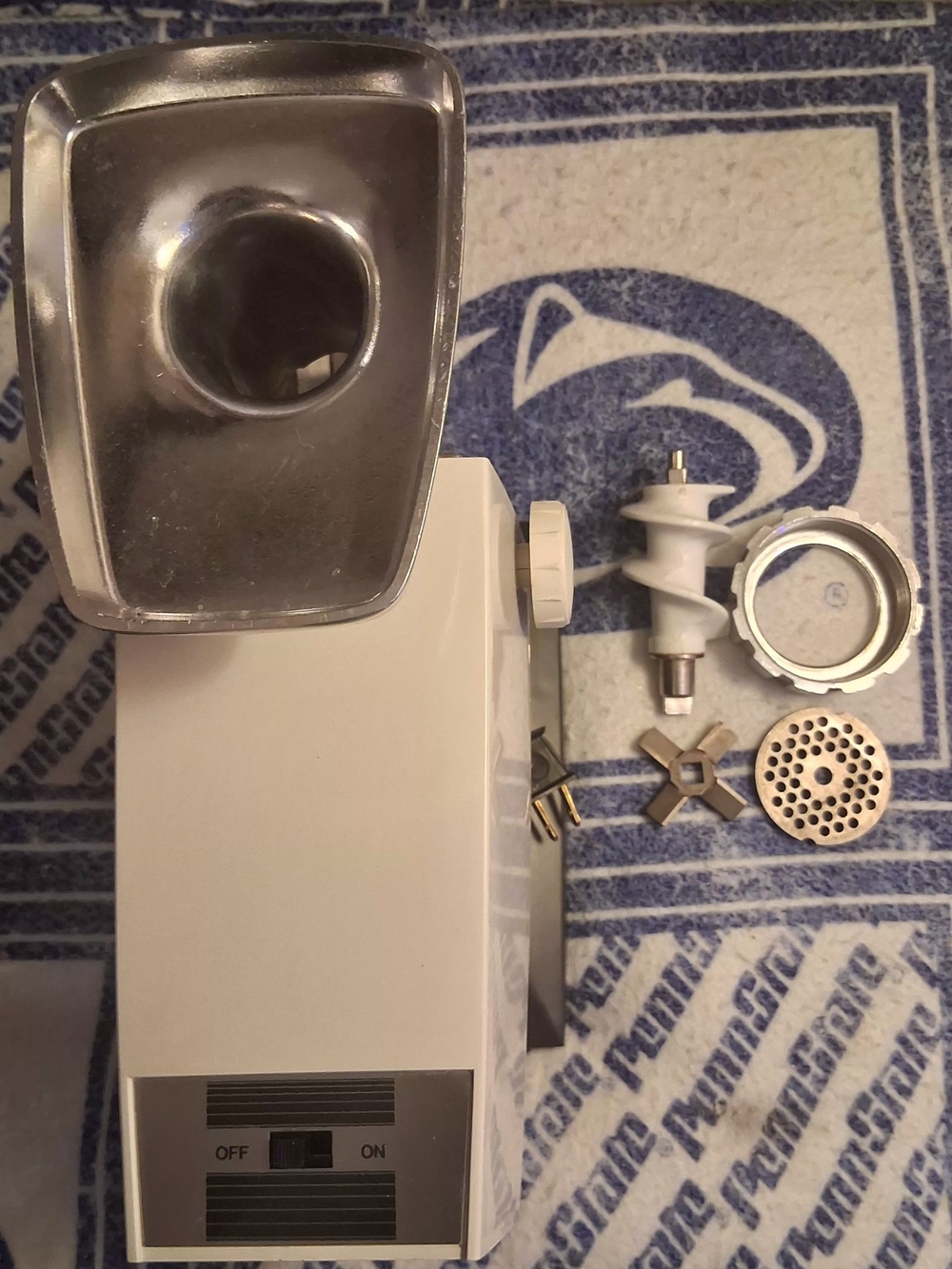 Grind-O-Matic Electric Meat Grinder Silver/Gray Stainless Corded Retro 120 Volts